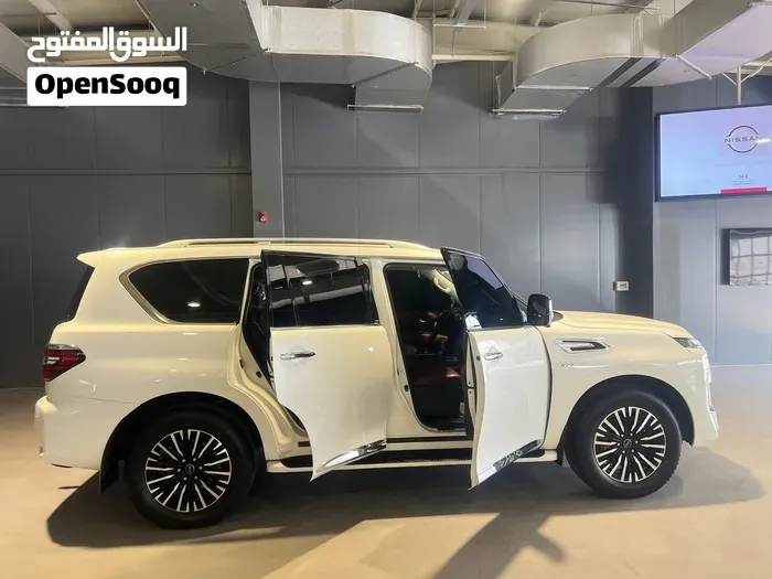 Nissan Patrol 2023 photo 3