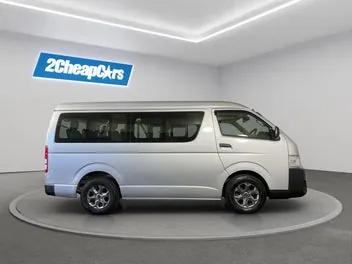 Toyota Hiace 2020 photo 5