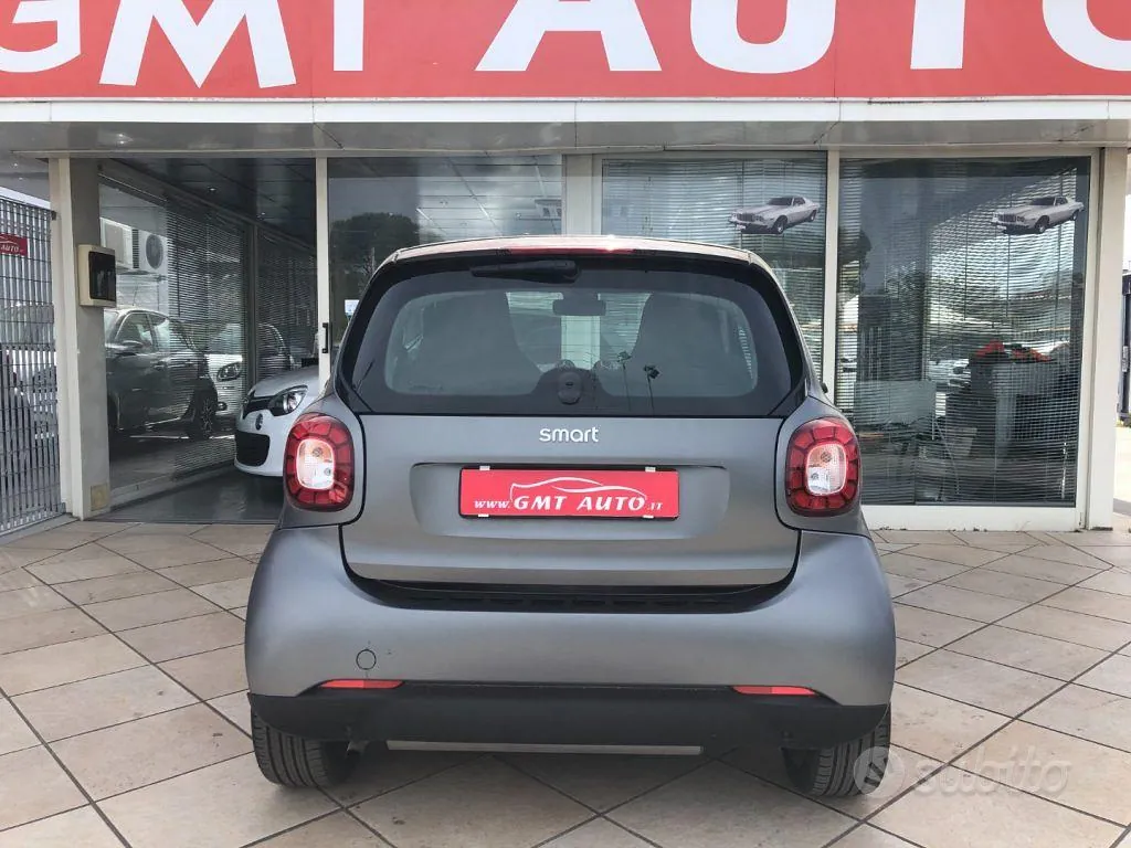 Smart Fortwo 2017 photo 4