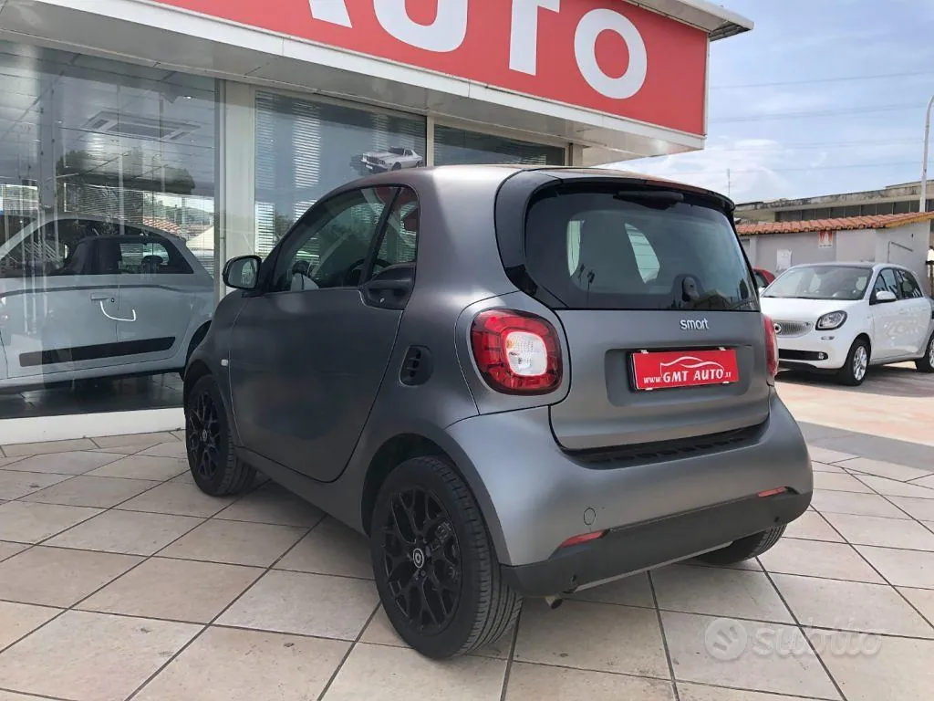 Smart Fortwo 2017 photo 3