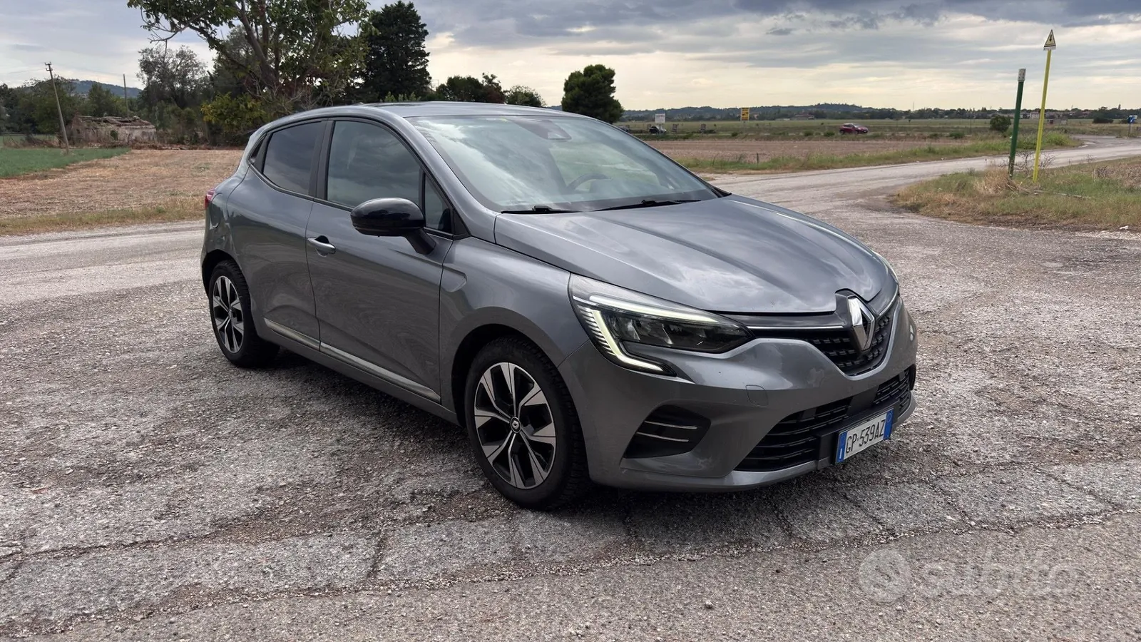 Renault Clio 2023 photo 3