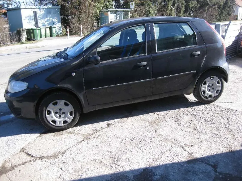 Fiat Punto 2005 photo 3