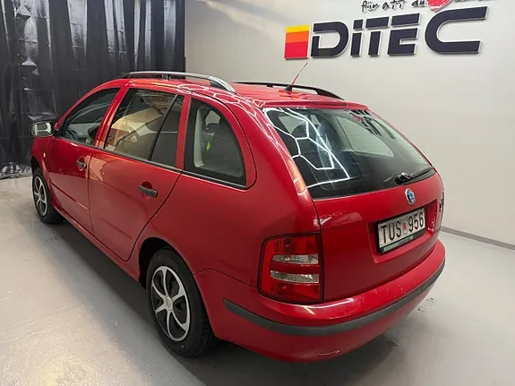 Skoda Fabia 2003 photo 2