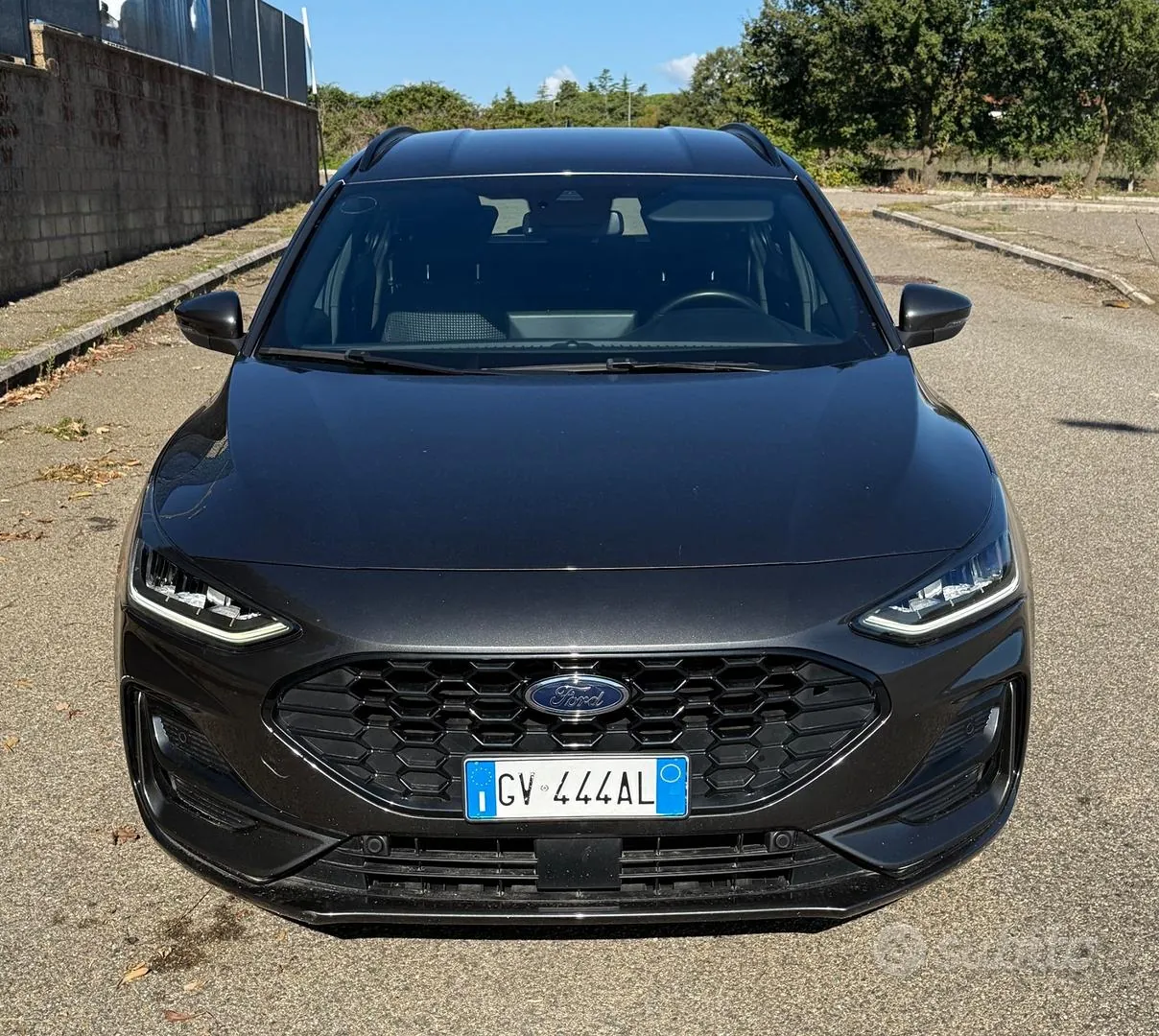 Ford Focus 2024 photo 2