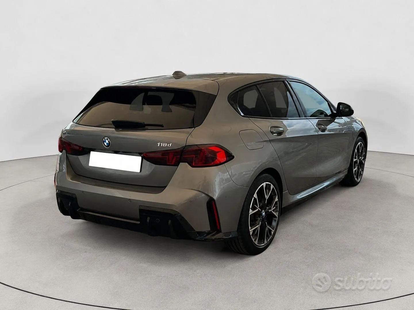 BMW 1 Series 2026 photo 4