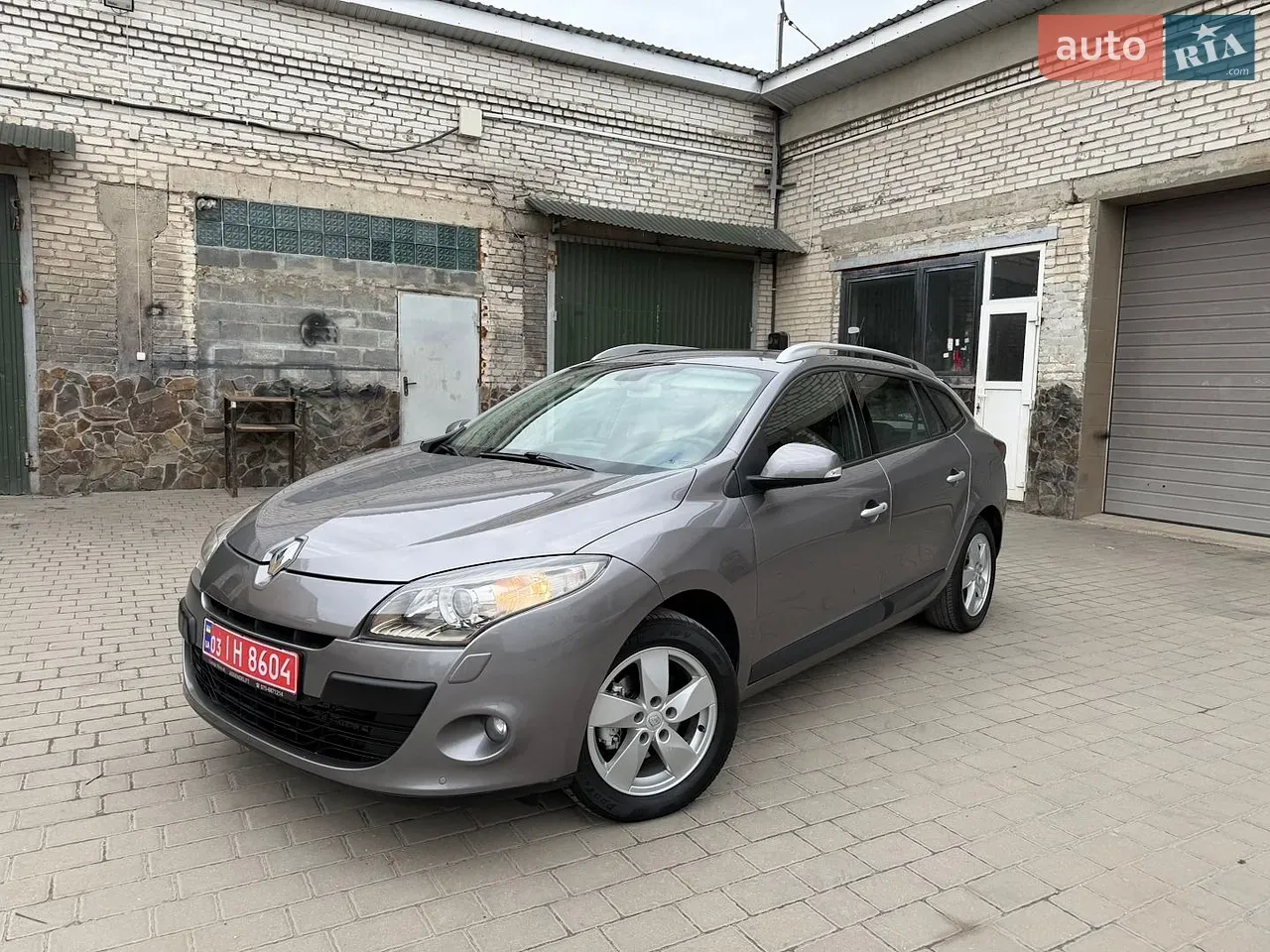 Renault Megane 2010 photo 2