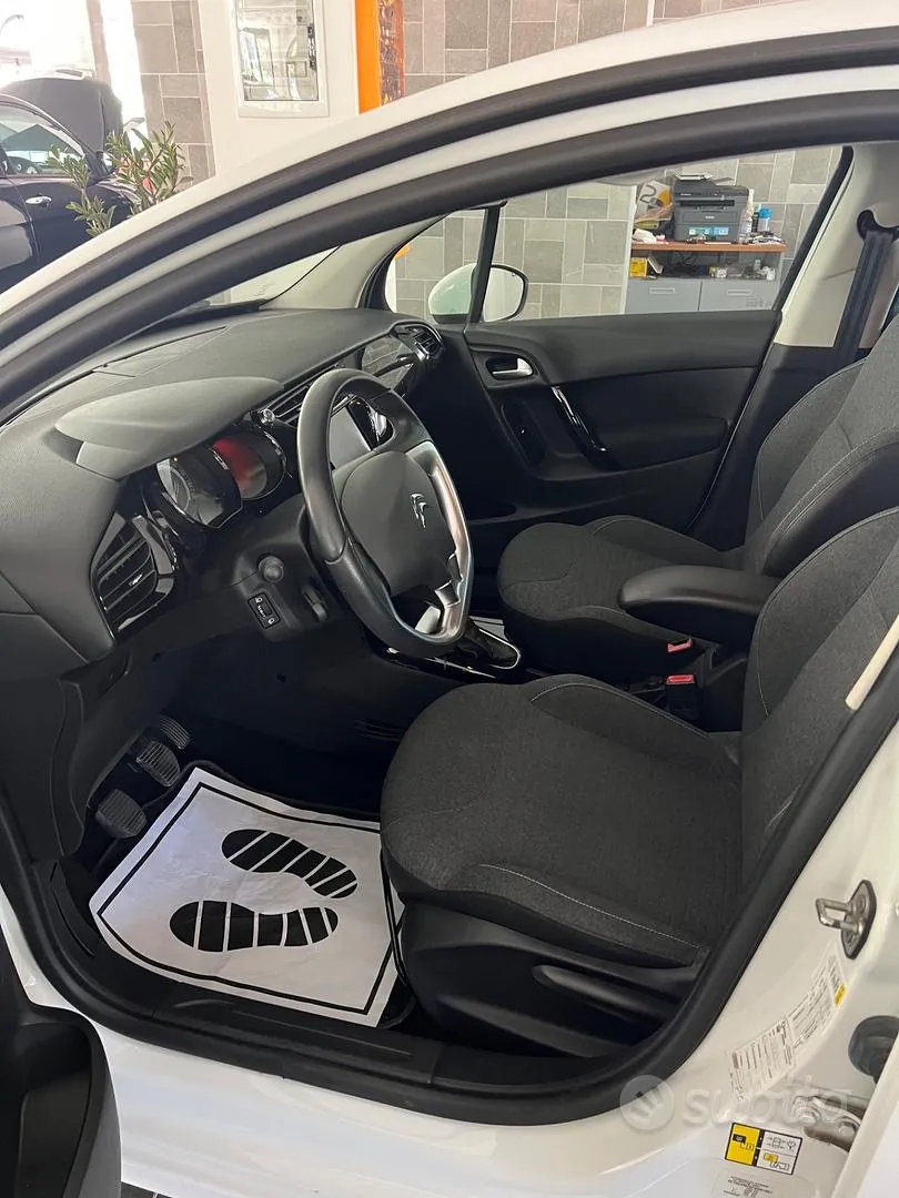 Citroen C3 2015 photo 3