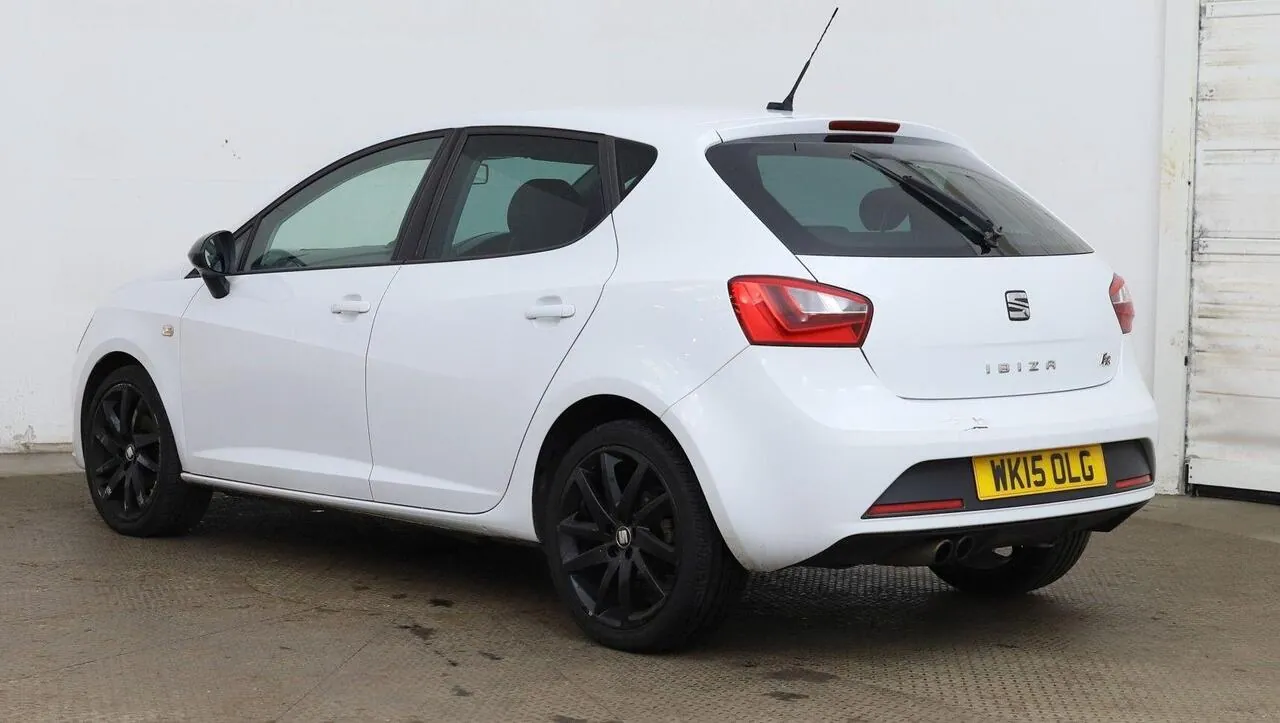 Seat Ibiza 2015 photo 5