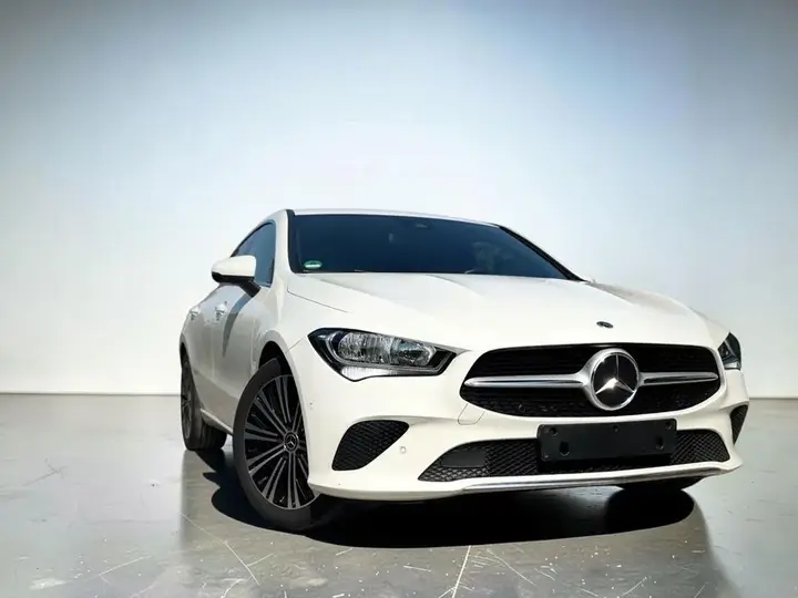 Mercedes-Benz Cla 200 Shooting Brake