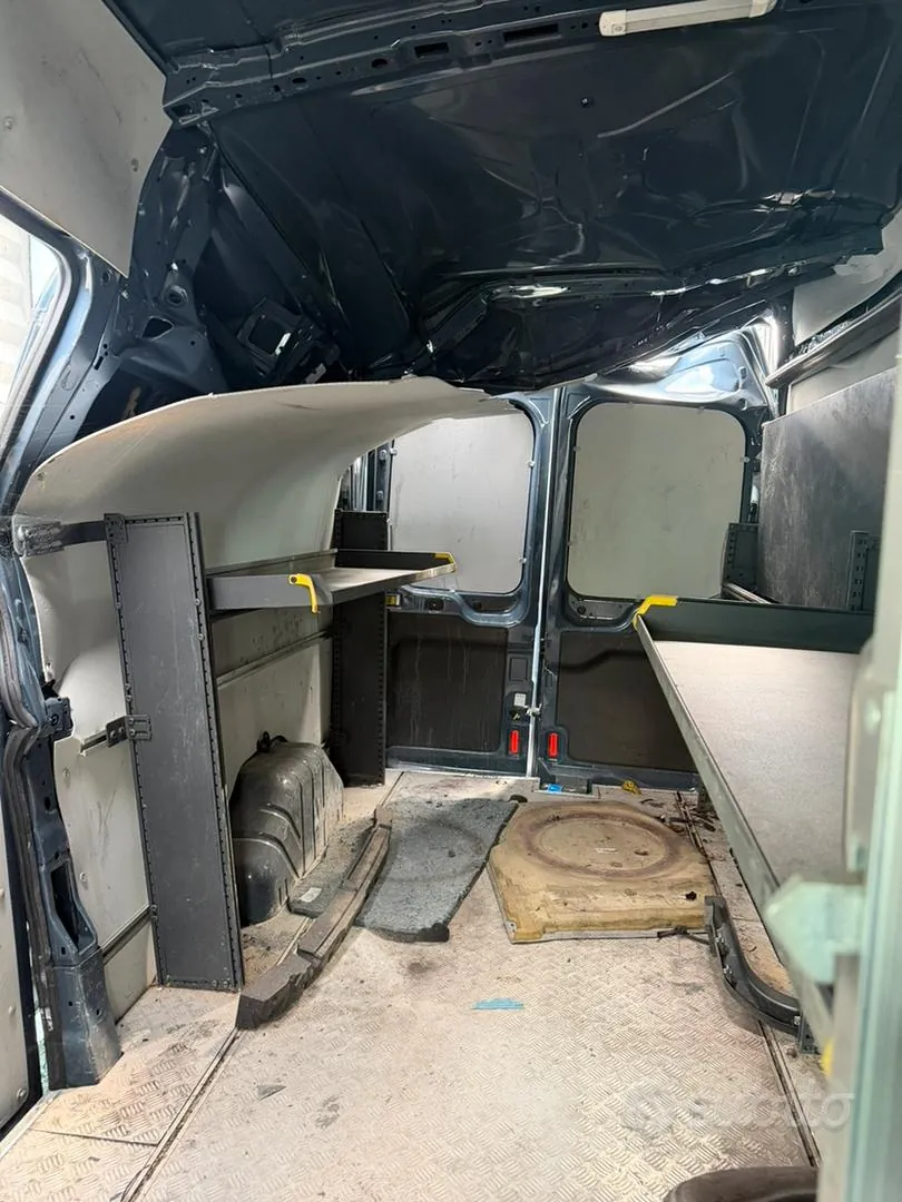 Ford Transit 2020 photo 2