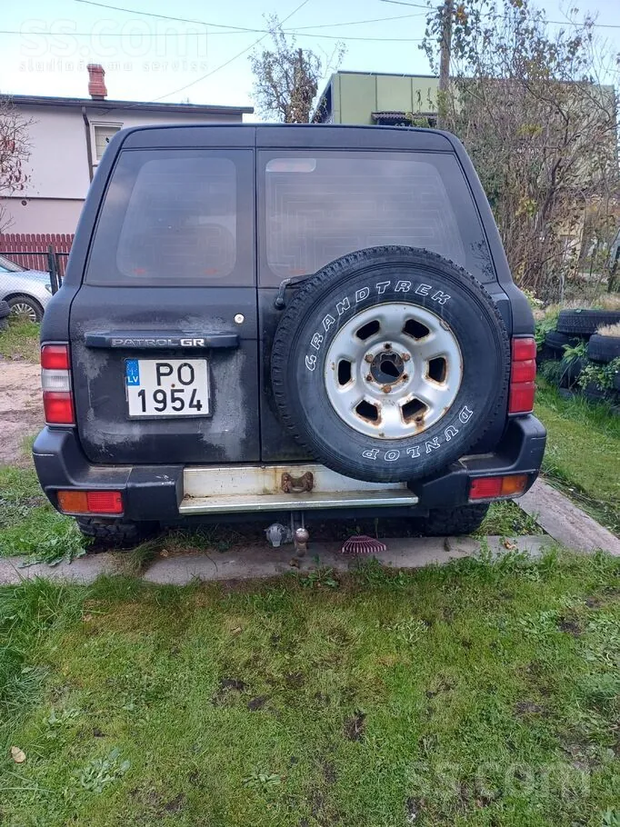 Nissan Patrol 2000 photo 5
