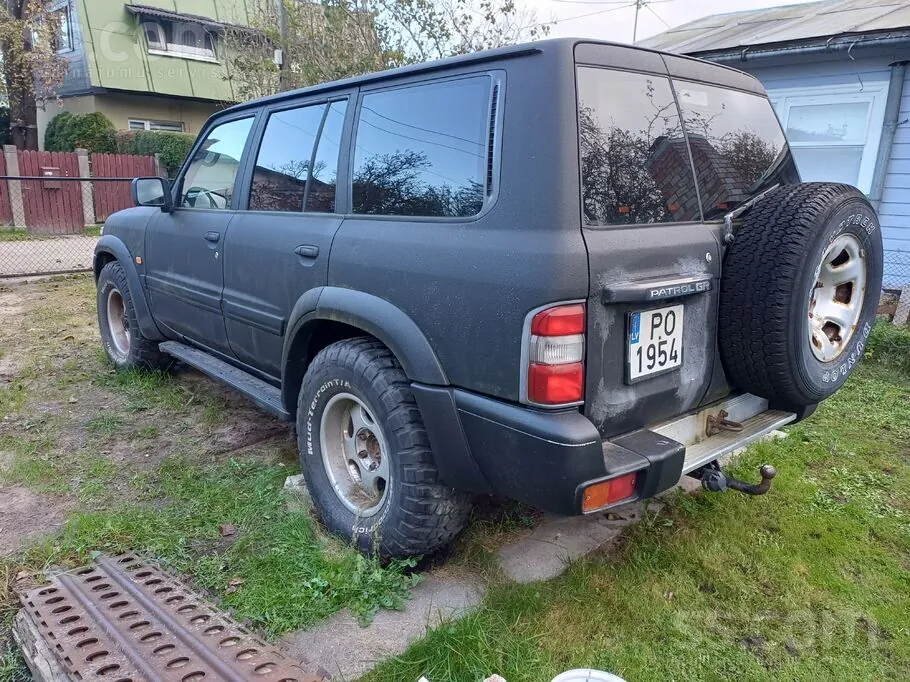 Nissan Patrol 2000 photo 4