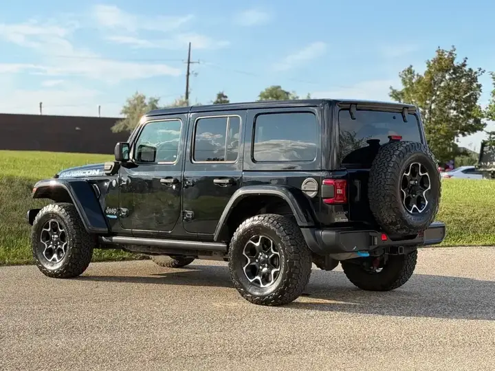 Jeep Wrangler 2022 photo 5