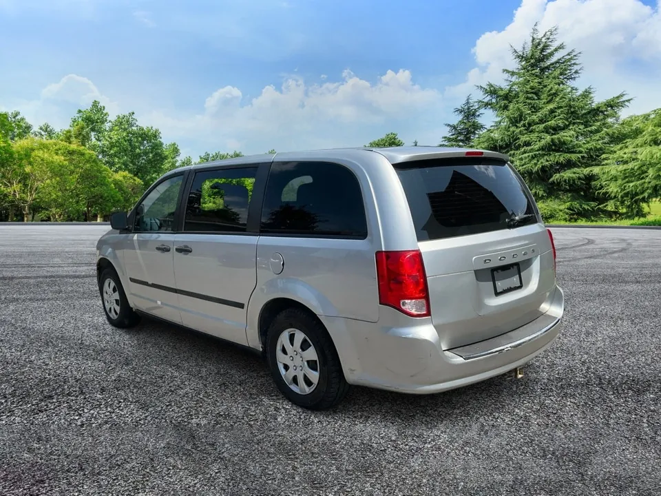 Dodge Grand Caravan 2011 photo 5