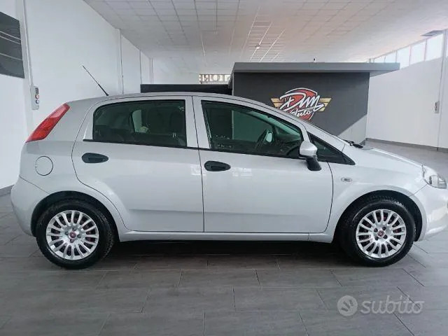 Fiat Punto 2015 photo 4