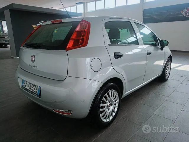 Fiat Punto 2015 photo 5
