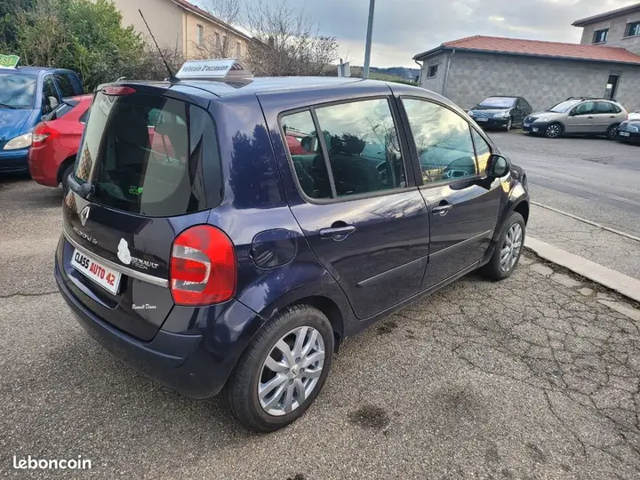 Renault Modus 2009 photo 2