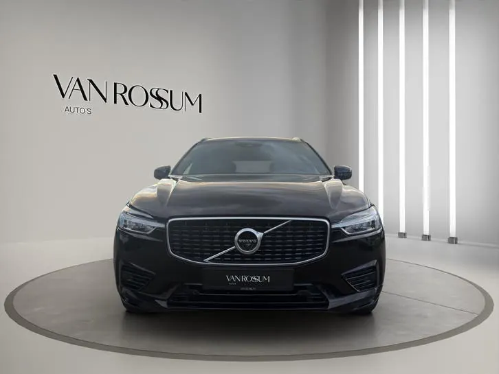Volvo Xc60 2020 photo 2