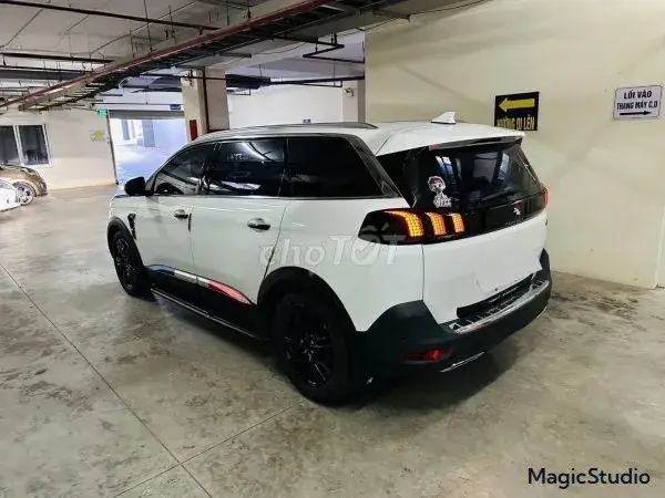 Peugeot 5008 2018 photo 2