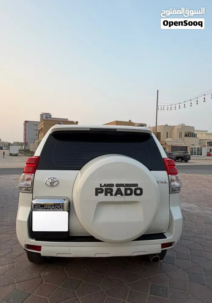Toyota Prado 2011 photo 2