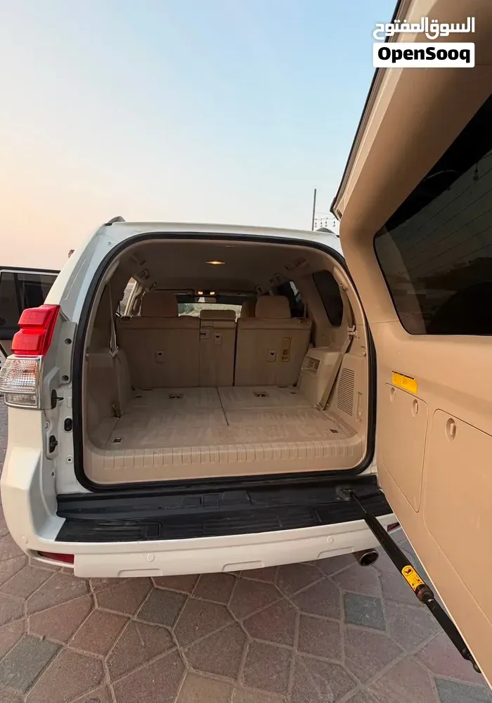 Toyota Prado 2011 photo 4