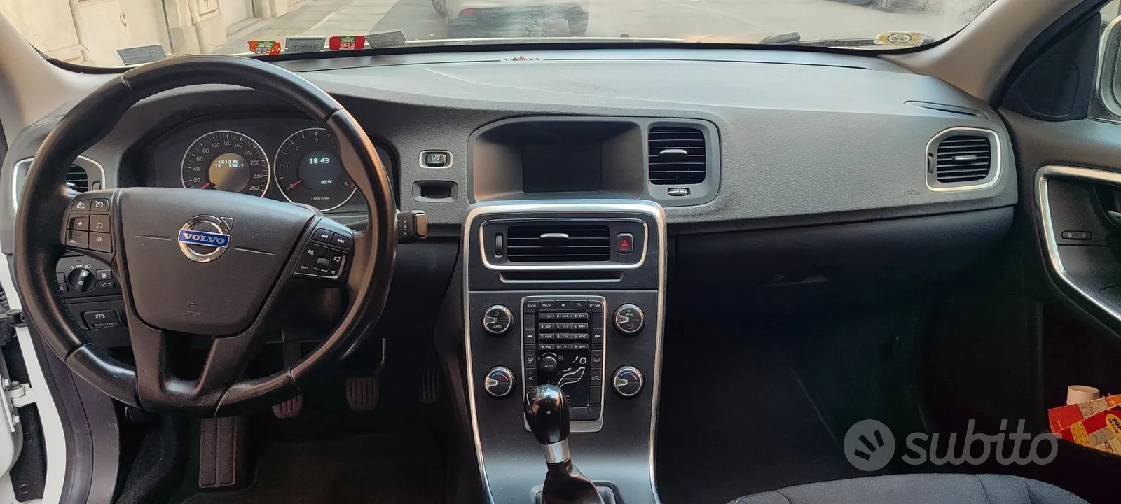 Volvo S60 2012 photo 5
