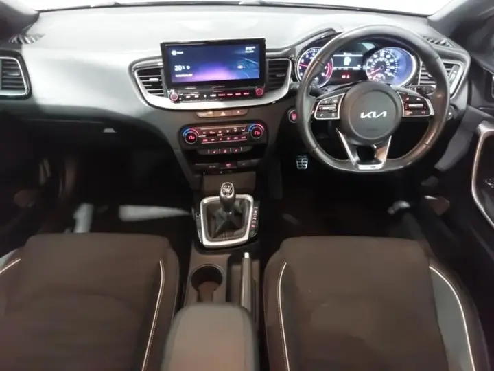 Kia Ceed 2022 photo 3