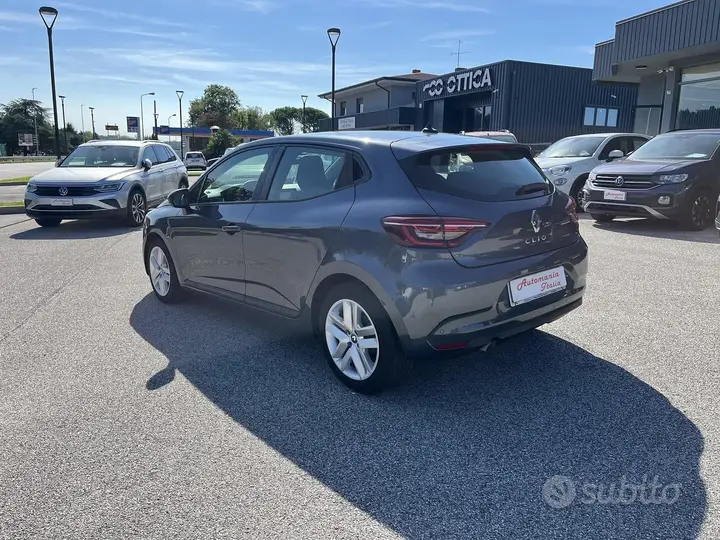Renault Clio 2022 photo 5