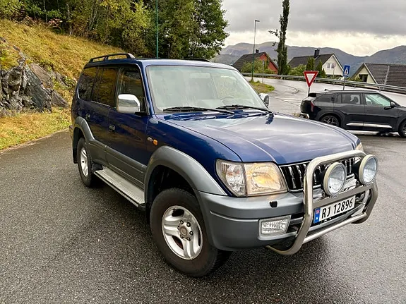Toyota Land Cruiser 2002 photo 3