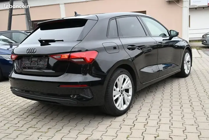 Audi A3 2022 photo 2