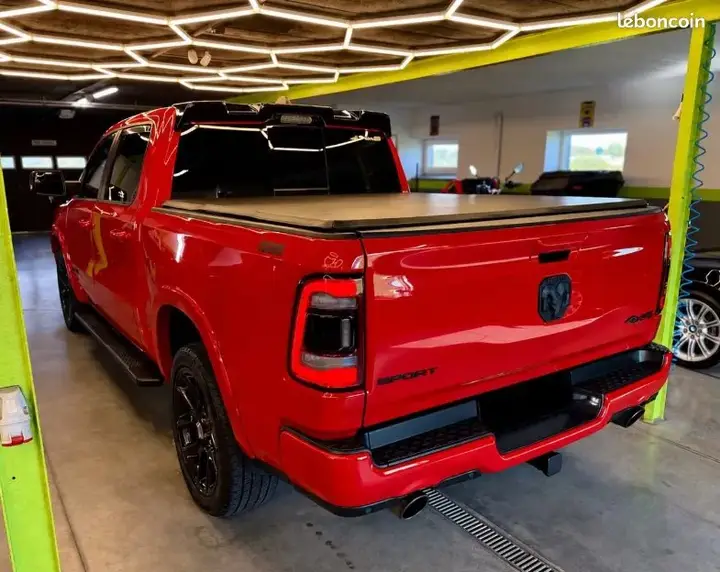 Dodge Ram 1500 2022 photo 3