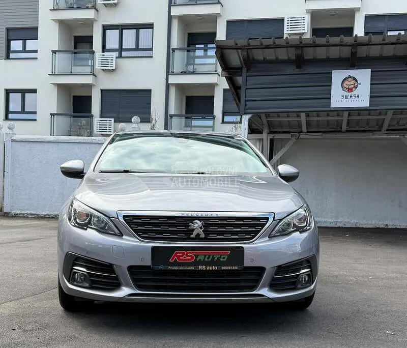 Peugeot 308 2020 photo 2