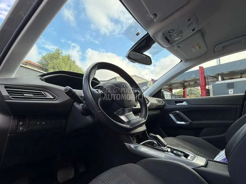 Peugeot 308 2020 photo 4