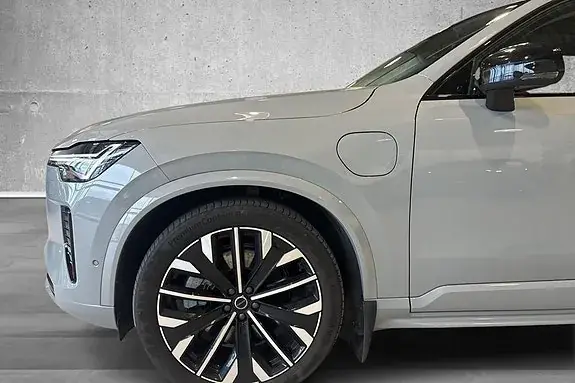 Volvo Xc90 2025 photo 4