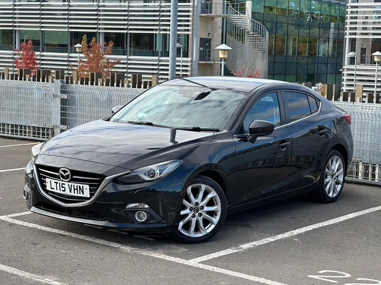 Mazda Mazda3 2015 photo 3