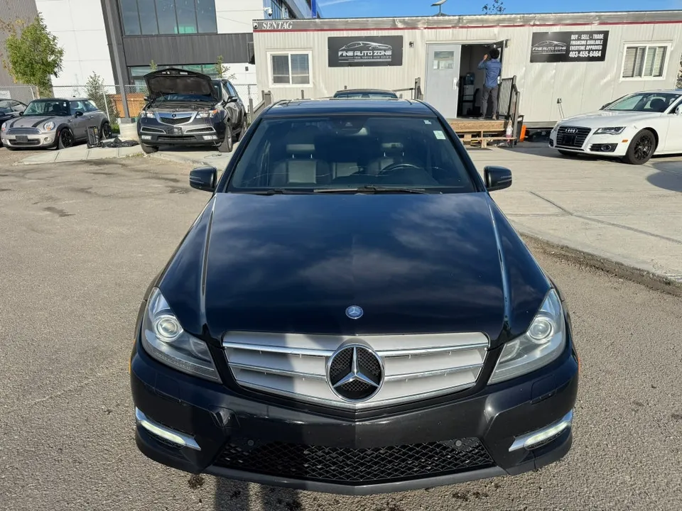 Mercedes-Benz C-Class 2013 photo 2