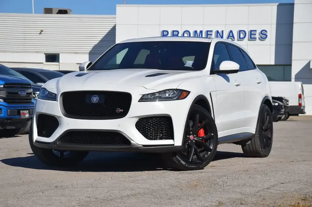 Jaguar F-Pace