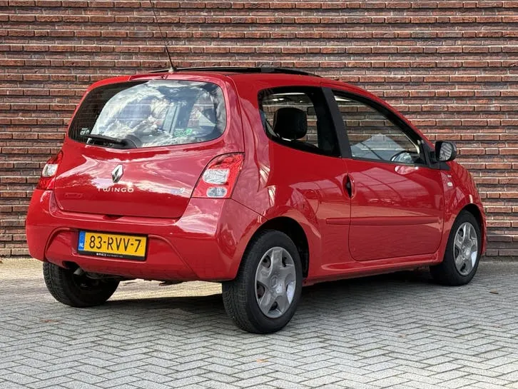 Renault Twingo 2011 photo 2