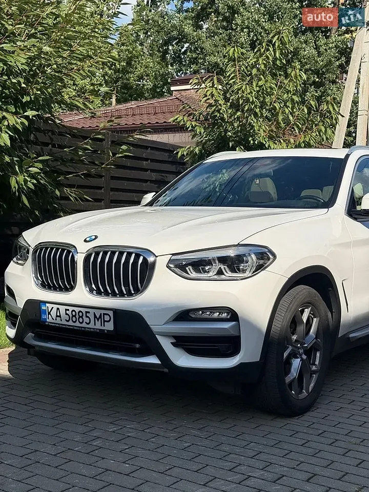 BMW X3 2019 photo 2