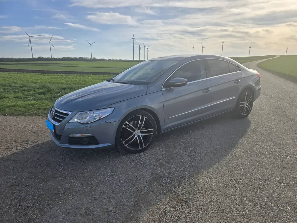 Volkswagen Passat Cc 2009 photo 2