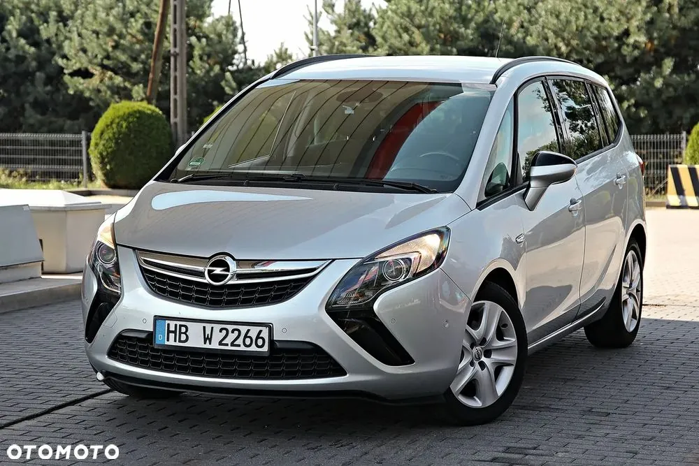 Opel Zafira 2013 photo 2
