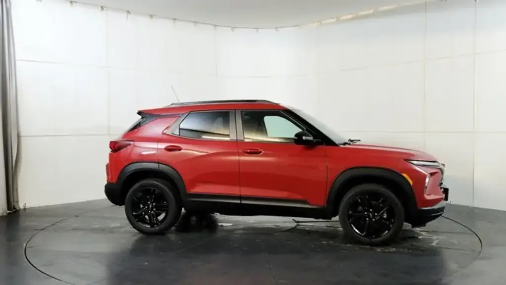 Chevrolet Trailblazer 2026 photo 2
