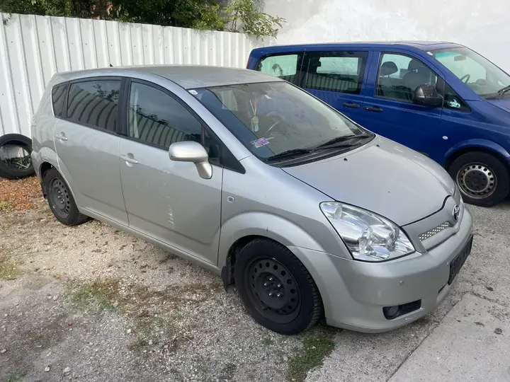 Toyota Corolla Verso 2006 photo 3