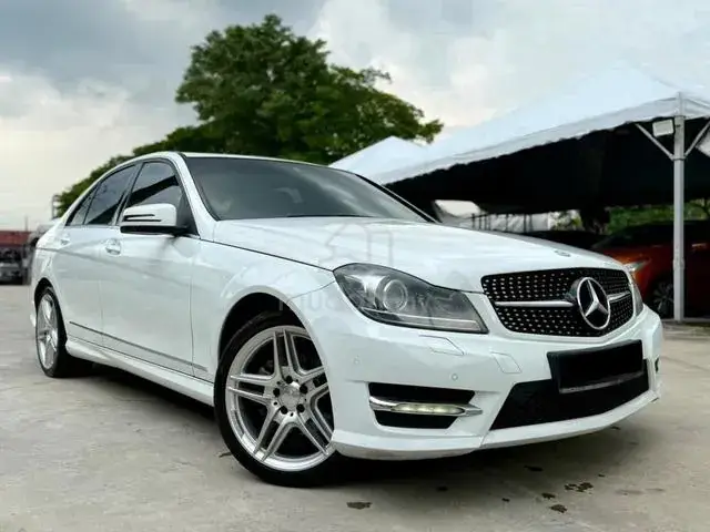 Mercedes-Benz C200 Amg