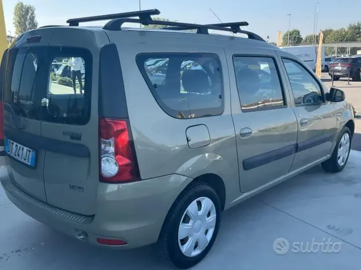 Dacia Logan 2009 photo 4