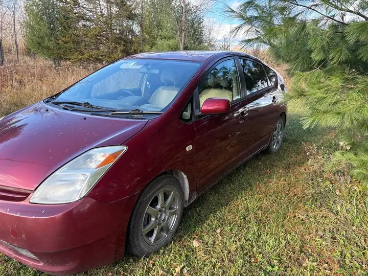 Toyota Prius 2004 photo 2