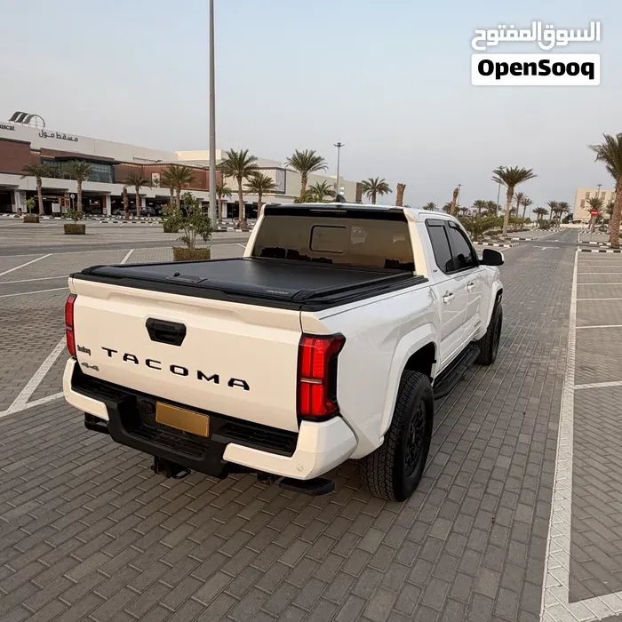 Toyota Tacoma 2024 photo 2