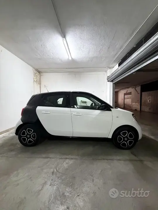 Smart Forfour 2018 photo 3