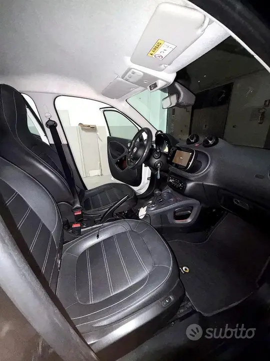 Smart Forfour 2018 photo 5