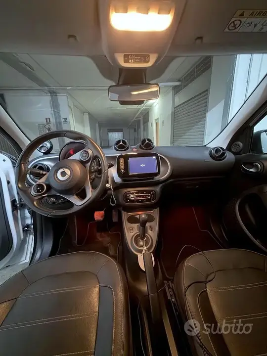 Smart Forfour 2018 photo 4